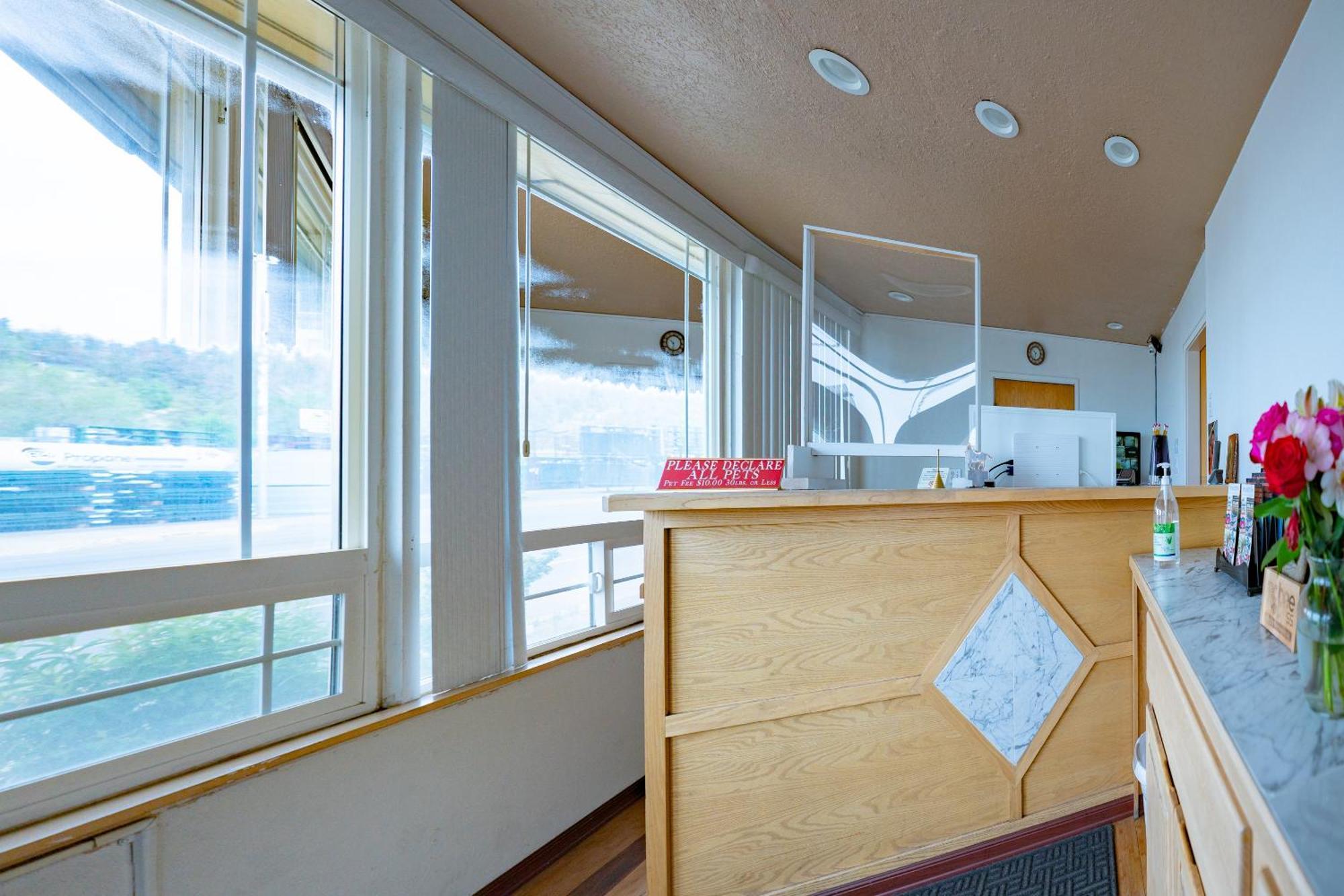 Budget By Oyo Hotel 2*